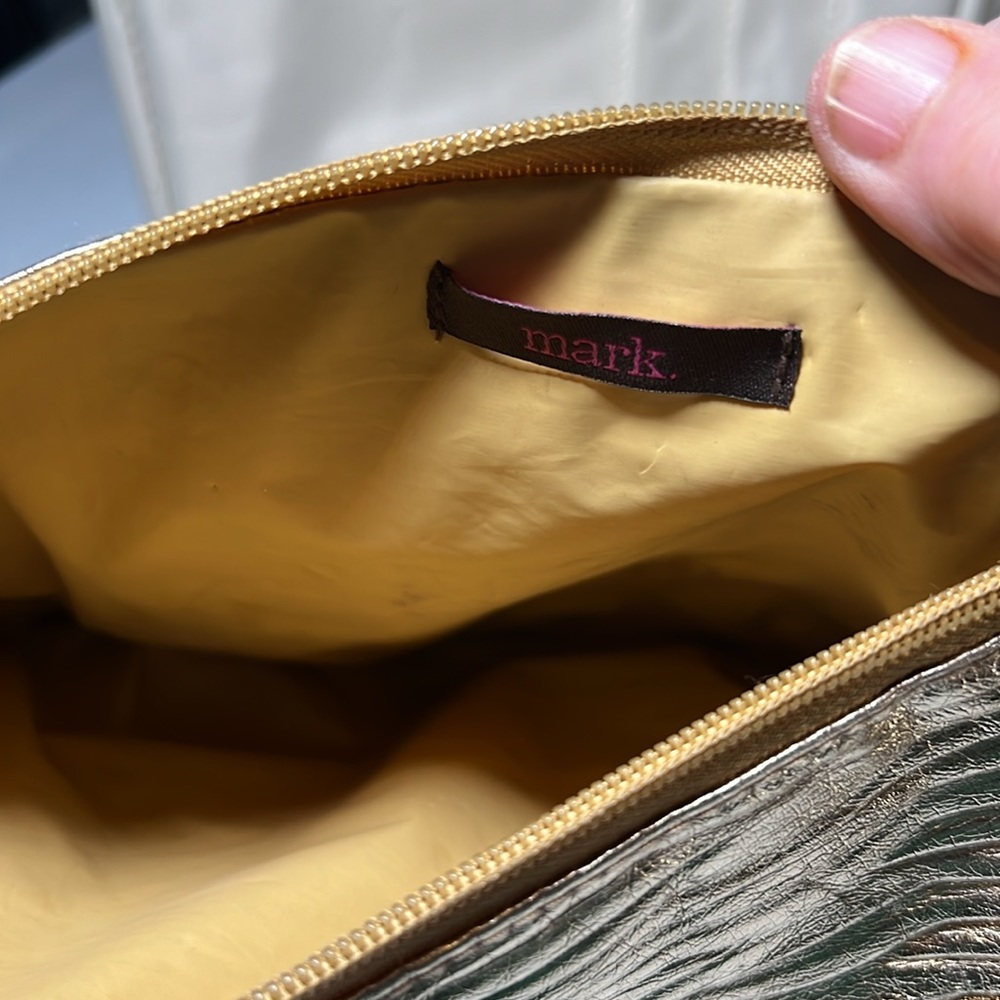 Mark Gold Zipper Bag Vinyl Lining and Tan Gold Vinyl Tote Bag - Picture 3 of 9